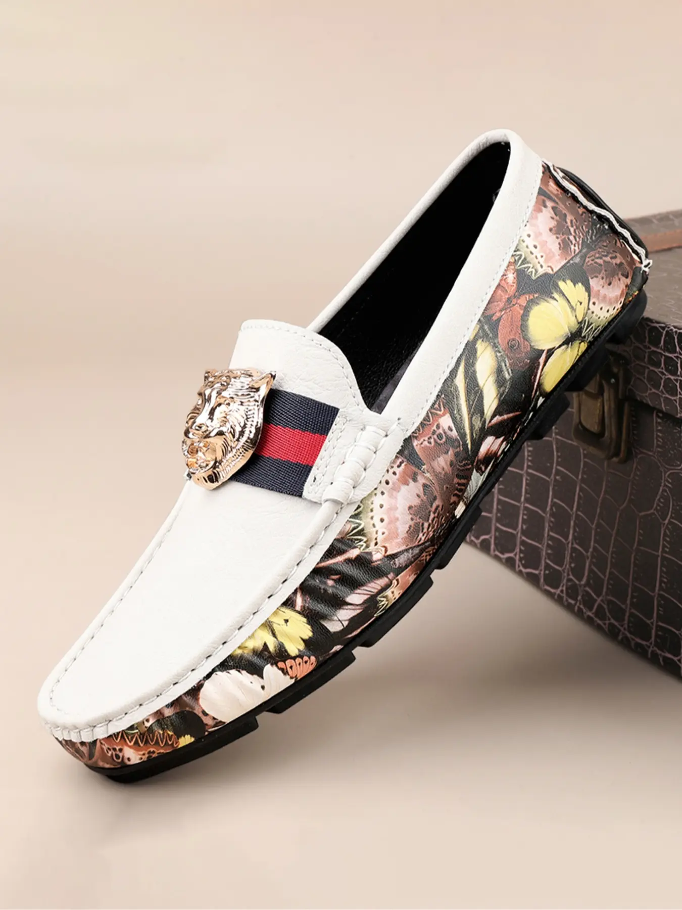 Men's High-End Fashion Leather Shoes, Anti-Slip Lightweight Flat Driving Boat Shoes, Durable Casual Daily Shoes, Business Casual Loafers, Casual Animal Print Office Wear, All Seasons Footwear