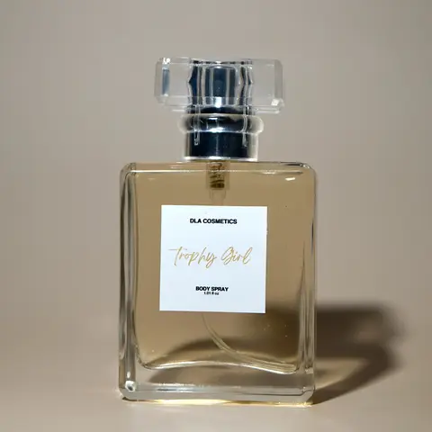 TROPHY GIRL BODY SPRAY - DLA COSMETICS