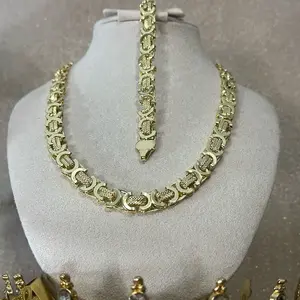 Cadena kartier romano oro laminado