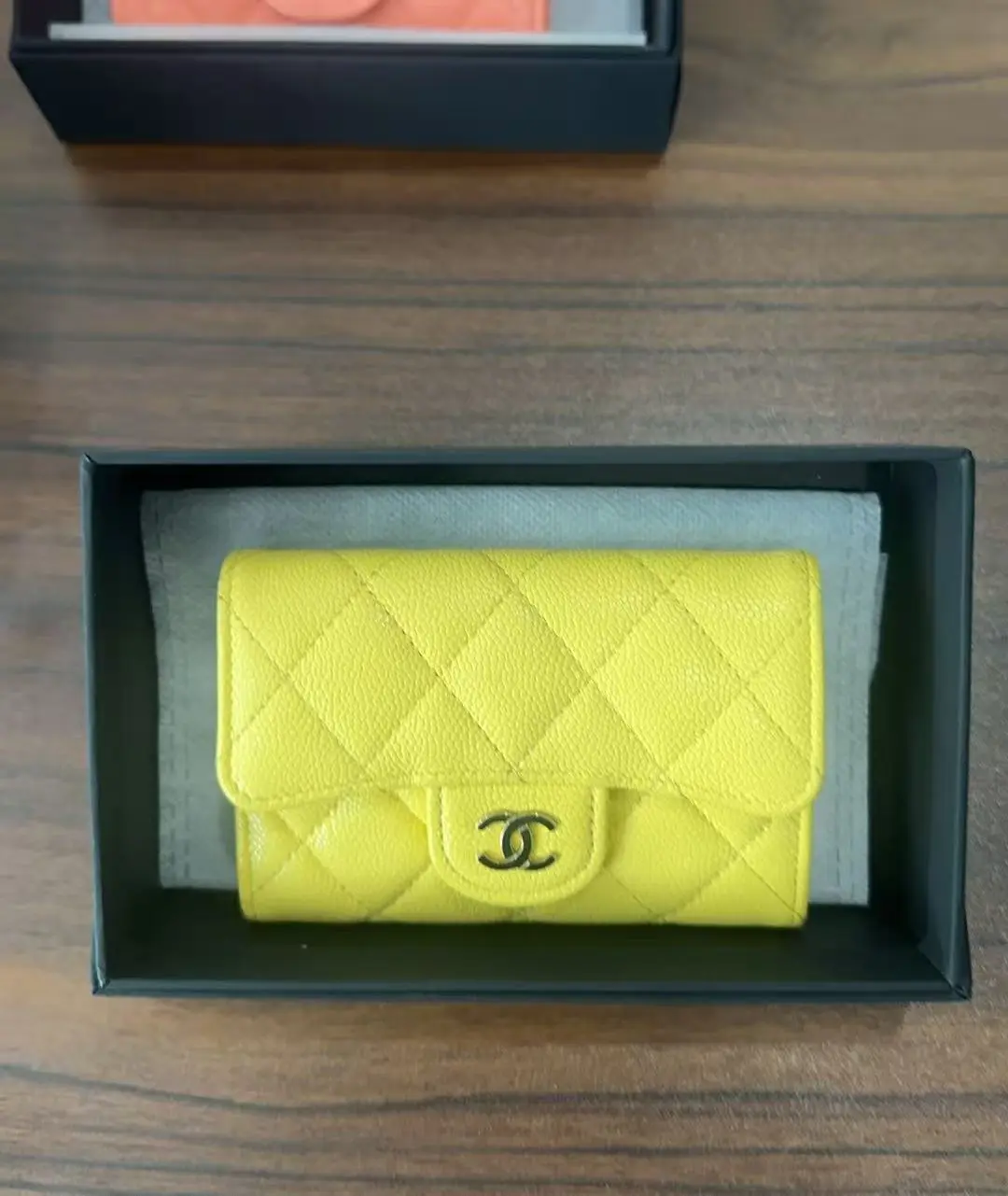 Pre-owned CHANEL france wallet H1 Bright Yellow Caviar Leather SM06280024