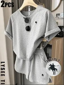 2PCS Casual Knitted Fabric Fashion Sports Round Neck Short Sleeve T-shirt+Elastic Warm Shorts Matching Two Piece Set