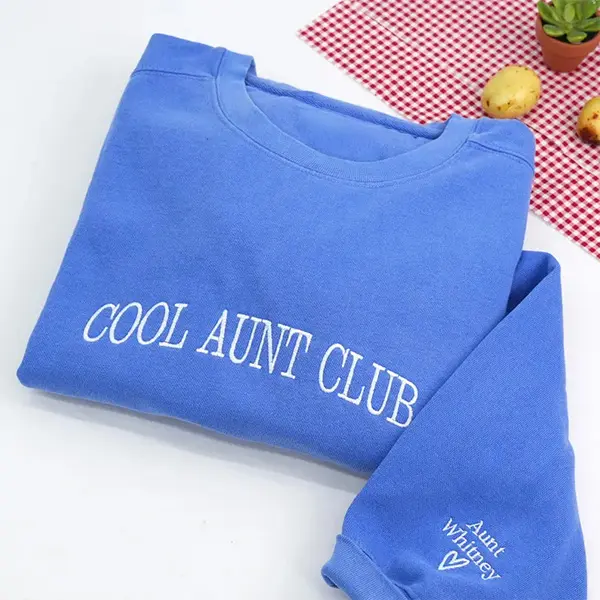Custom Embroidered Cool Aunt Sweatshirt, Cool Aunt Club Crewneck, Personalized Auntie Pullover, Fun Sister Gift, Cozy Matching Family Sweatshirt
