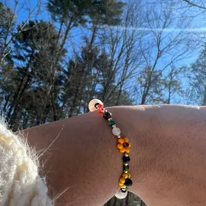 Sunflower Beaded Bracelet with Fresh Water Pearl & Green Stone Accents for Women's Fashion Jewelry