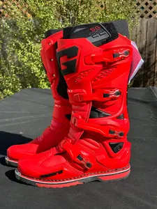 Gaerne SG-22 Boots - Red - CLOSEOUT