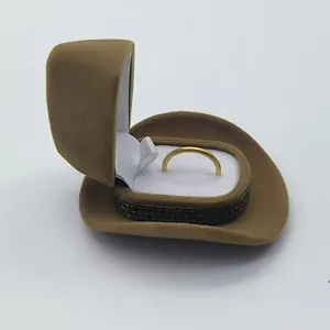 Western cowboy hat ring jewelry box new cowboy hat ring box earrings Velvet cloth jewelry packaging jewelry box advanced texture jewelry box easy to carry good-looking.