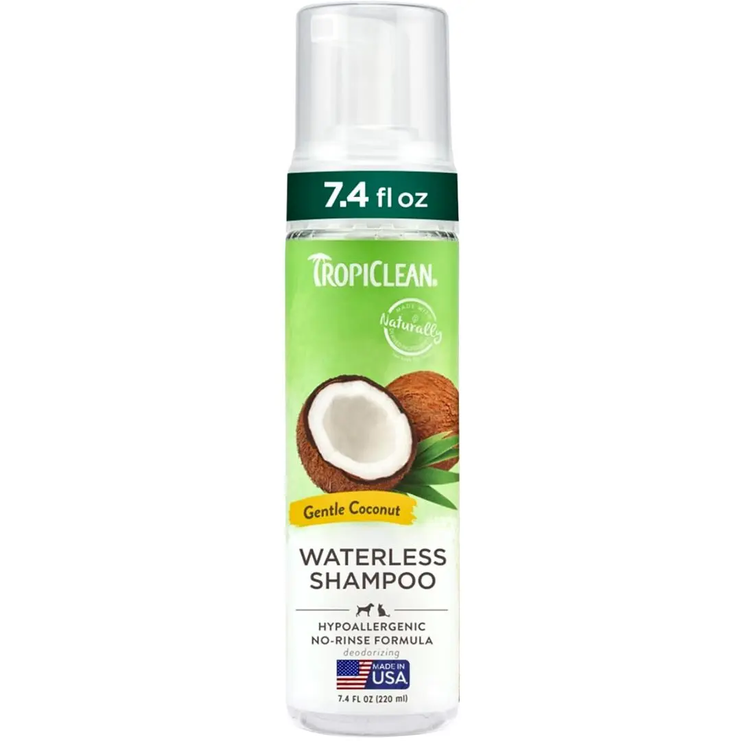 TropiClean Hypoallergenic Waterless Shampoo for Dogs and Cats Moisturize Mild