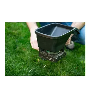 Handheld Spreader - Kitchen Utensils for Versatile Use