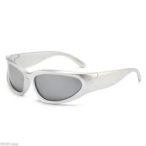 Women's Y2K Wrap-Around Sunglasses, Futuristic Silver-Black Frame, UV Protection, Unisex Fashionable Glasses, Trendy Sporty Shades for Streetwear, Daily Wear