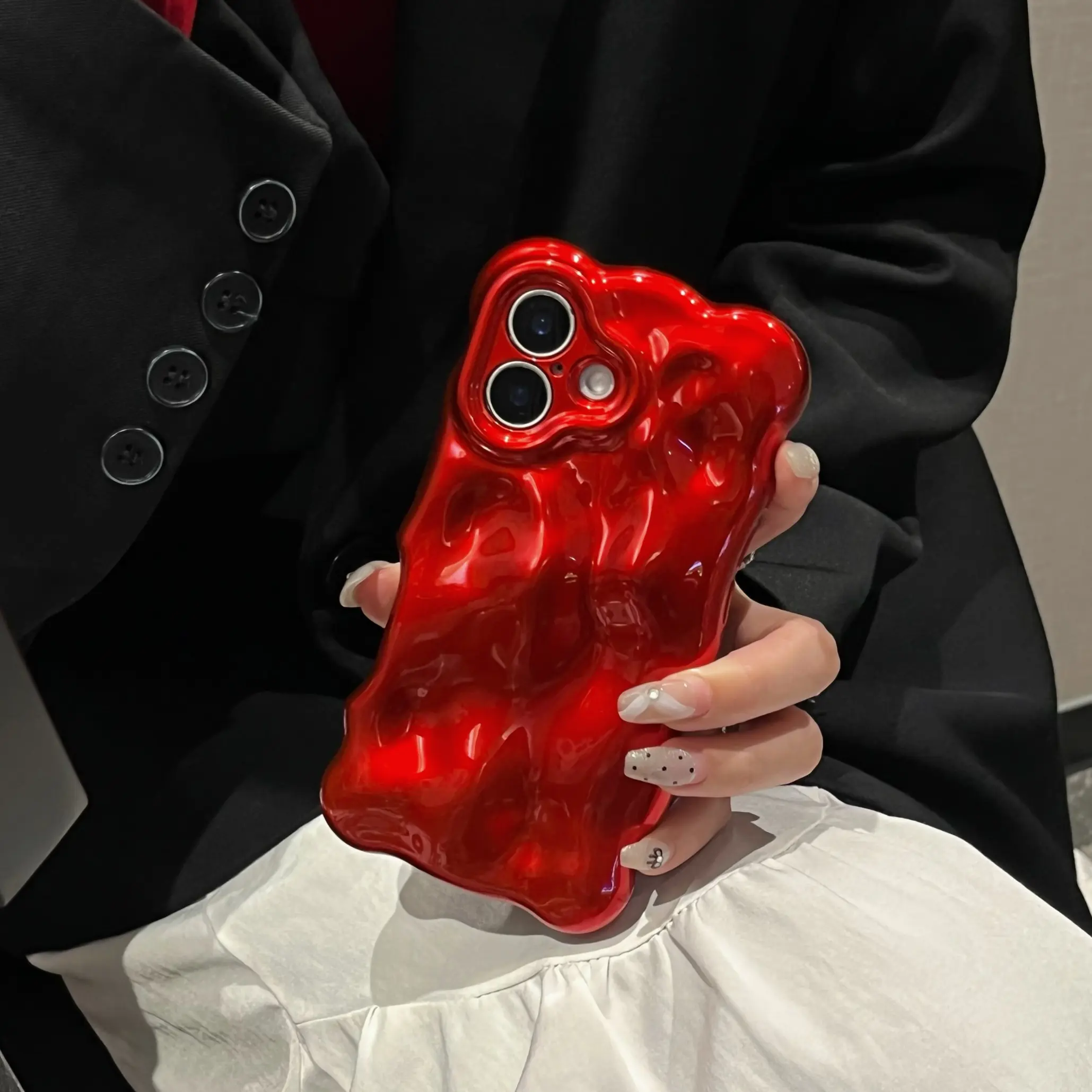 Luxury Fashion Wavy Edge Red Bubble Shockproof Durable Cover Protective Phone Case Cover Suitable for iPhone 17 Pro 13 14 15 16 Pro Max Casing