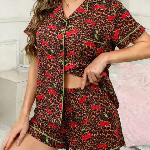 2-piece women's leopard print short sleeved shorts top with small pockets, button closure collar design, elastic waistband suitable for all seasons, women's pajama set Shorts Pj Set