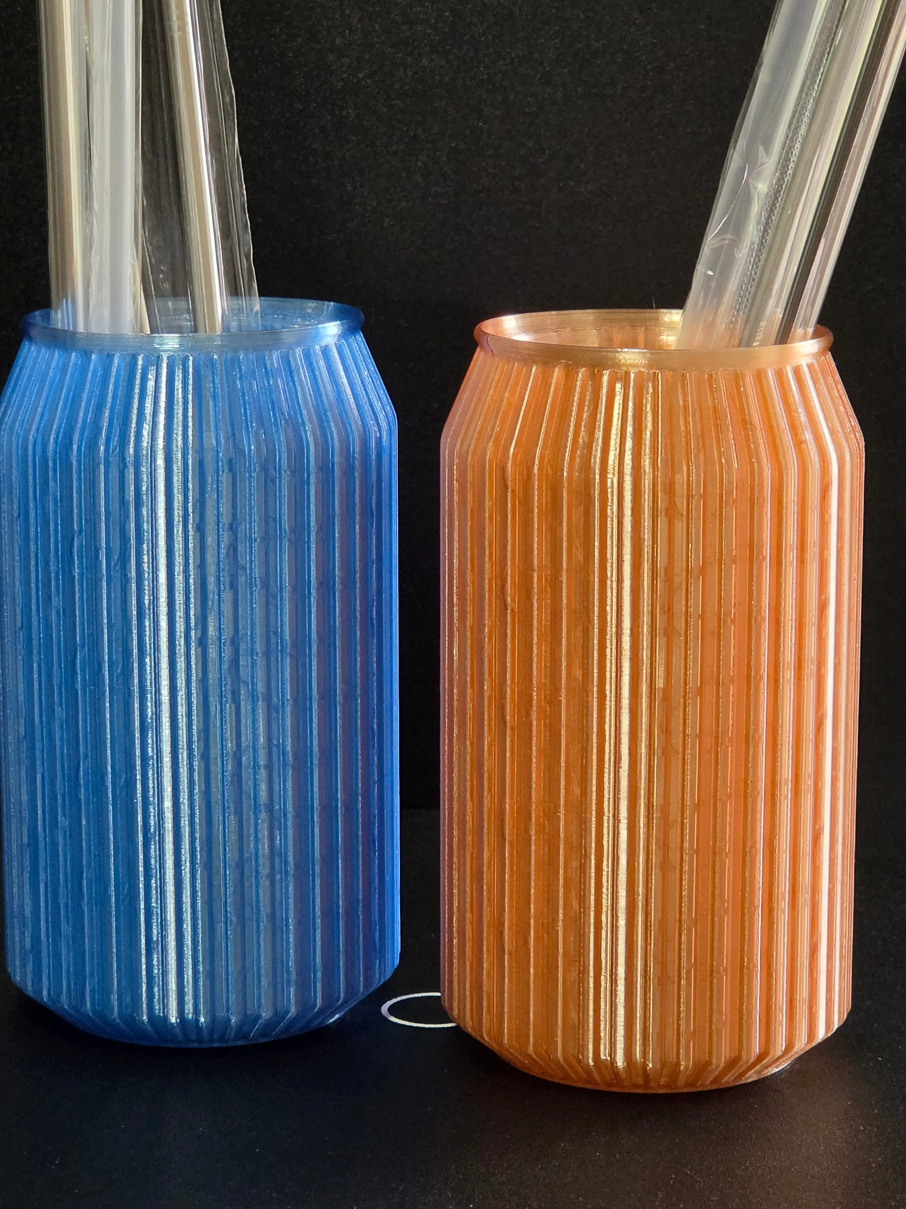 Ribbed Straw Organizer — Japandi-Inspired Soda Can Style Holder