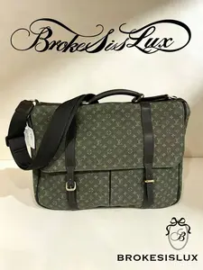 Pre-owned Louis Vuitton Monogram Green Canvas Messenger Bag | Brown Leather Trim, Everyday & Work Crossbody
