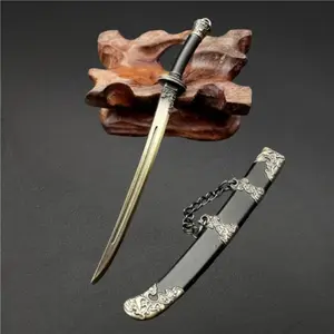 Ancient Sword Keychain Model Of Ancient Han Dynasty Sword Weapon Belt And Sheath, Suitable for One Piece keychain Mini Katana Key Chain Anime Accessories Gifts for Boys and girls