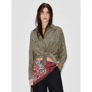 URBAN REVIVO 2026 Spring Women's Casual Retro Contrast Stripes Cotton-Polyester Blend Mid-Length Long-Sleeve Beaded Button-Up Blouse, Soft Fabric Shirt, Women's Clothes UWH260017