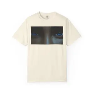 Blade Oragins Mysterious Blue Eyes T-Shirt | Blurred Face Graphic