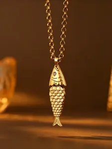 Vintage Fish Pendant Necklace for Women, Flexible Design, Casual Daily Wear, Perfect for Parties and Gifts, Elegant and Versatile Jewelry