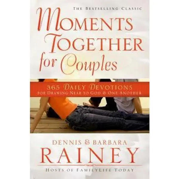 USED Book - Moments Together for Couples: 365 Daily Devotions for Drawing Near to God & One Another by Dennis Rainey (Paperback) - english