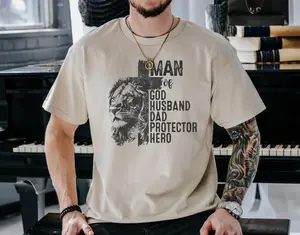 Christian Quotes Fathers Day Gifts, Man Of God Shirt, Retro Father's Day Gift, Protector Father Tee, Hero Dad Gift Shirt, Comfy T-Shirt For Men,  Men's Tops, Menswear, Cotton Fabric Relaxed Fit Chic Style