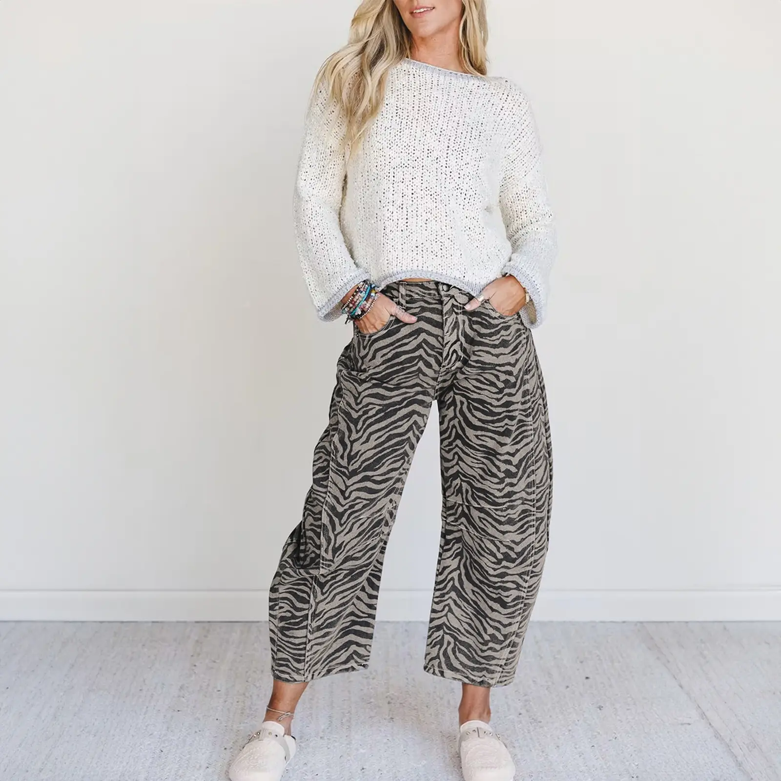 Women Stylish Gray Zebra Stripe Printed Wide Leg Barrel Jeans