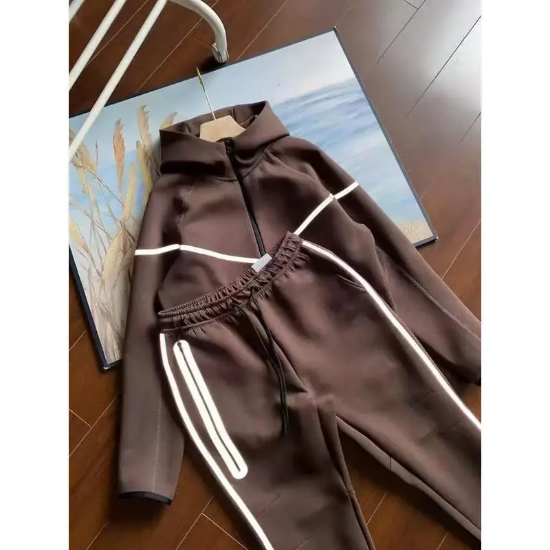 25 Years Spring and Autumn Zipper Jacket Sports Casual Hooded Jacket Long Pants Air Layer Cotton Reflective Taped Suit for Men 25 Years Spring and Autumn Zipper Jacket Sports Casual Hooded Jacket Long Pants Air Layer Cotton Reflective Taped Suit for Men