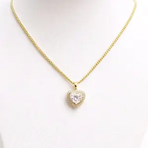 Cadena delgada con dije de corazón clear 20 inches. Laminado de alta calidad