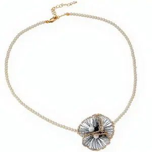 Handwoven metal wire coiled flower necklace; copper wire crochet flower pearl necklace; original design jewelry; niche birthday gift; keepsake; exquisite jewelry gift