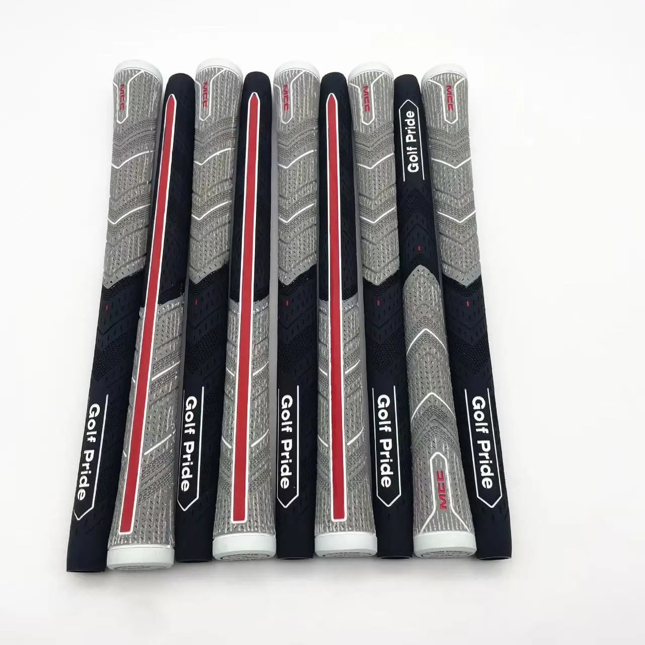 MCC Plus 4 Align Max Golf grip Universal Replacement Golf Grips with Raised Alignment Ridge & Reduced Taper Design, Non-Slip Texture for Men & Women's Golf Clubs, Golf Accessory, Golf Equipment