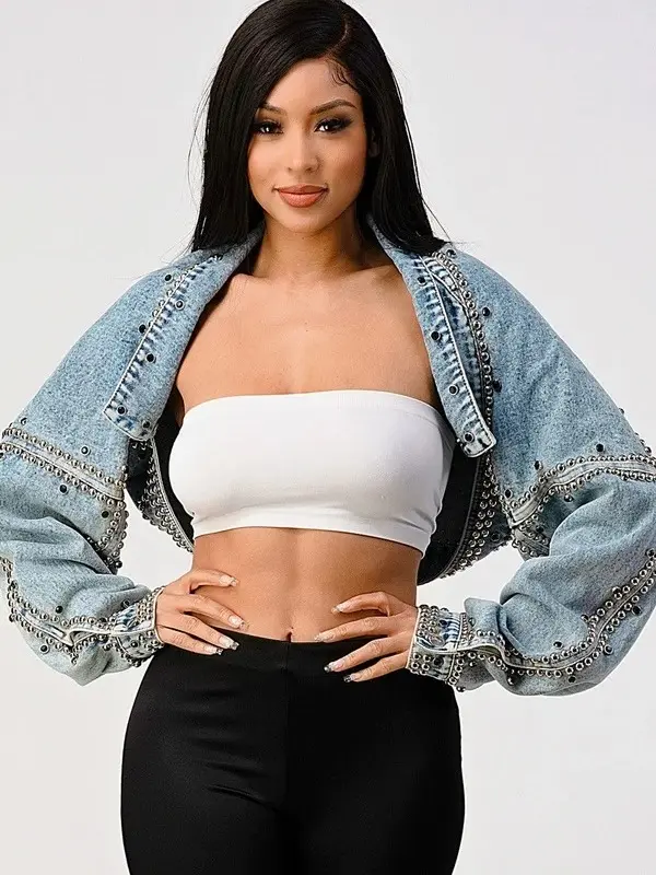 Women's Short Denim Jacket With Rivets&Rhinestones, Street-Style Long-Sleeve Cropped Jacket, Heavy-Duty Beaded Decorative Short Denim Cardigan, Suitable For Spring, Autumn And Winter.