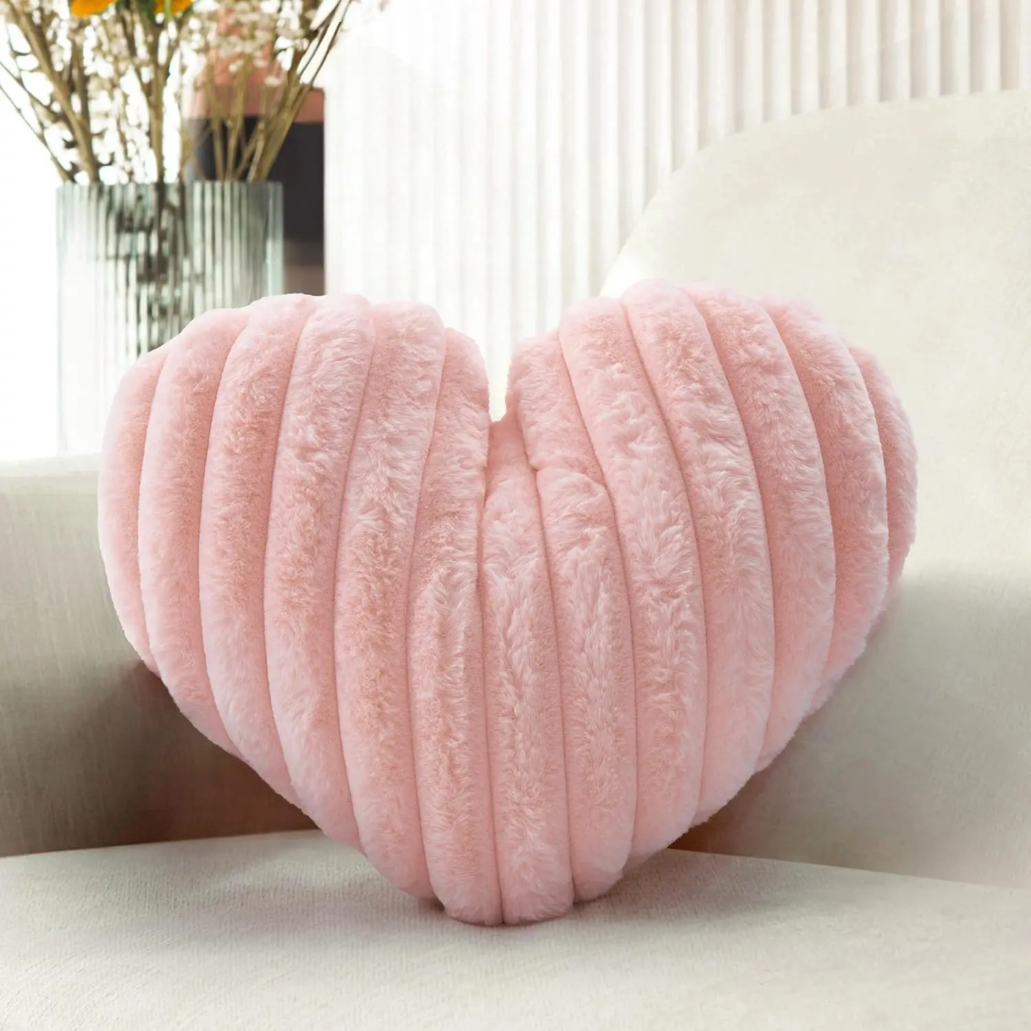 12.9"x9" Soft Blush Pink Heart-Shaped Faux Fur Plush Pillow, Decorative Throw for Couch Sofa Bed, Cute Aesthetic Bedroom Decor Home Supply, Fluffy