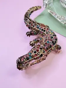 Vintage Crystal Alligator Brooch – Multicolor Statement Piece