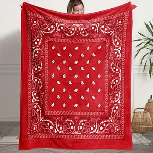 1 Piece Fluffy Blanket - Bohemian Red and White Paisley Pattern with Hearts and Stars, Soft Flannel for All Seasons Warmth, Suitable for Sofa, Bed, Camping - Machine Washable Comfortable Home Decor Gift |   Paisley Print |   Fluffy texture