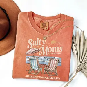 Salty Moms Beach Club Vintage T-Shirt, Retro Beach Girl Graphic Tee, Summer Vacation Vibes Shirt, Coastal Aesthetic Outfit, Unisex Gift(100% Cotton)