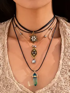 Vintage Gothic Star Carved Gradient Crystal Necklace Set, Alloy & Leather Cord Jewelry, Artificial Gemstone Design, Mystical Layered Accessory, Star Shine Necklace