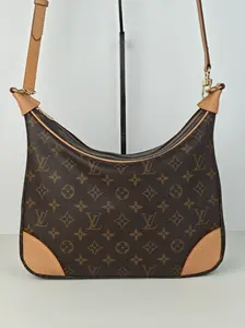Pre-owned Monogram Shoulder Bags Louis Vuitton Boulogne Shoulder Bag no strap