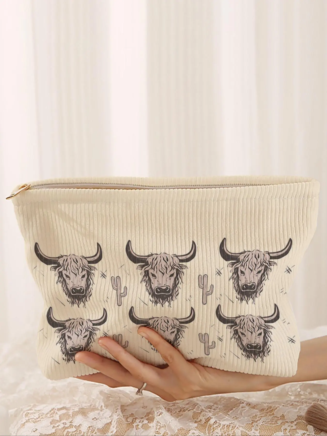 Cute Cow Print Makeup Bag, Casual Lightweight Multi-functional Cosmetic Bag, Fashionable Travel Cosmetic Bag for Women & Girls