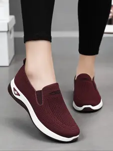 Women's Lightweight Breathable Walking Shoes, Comfortable Soft Sole Sports Shoes, Old Beijing Cloth Shoes, Slip-On Mommy Shoes