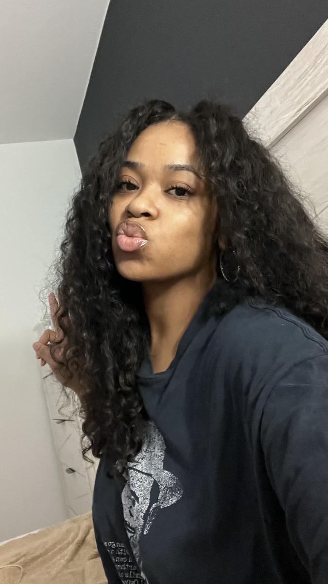 Item: Deep Wavy, 16 18 20+4x4 Closure 14"