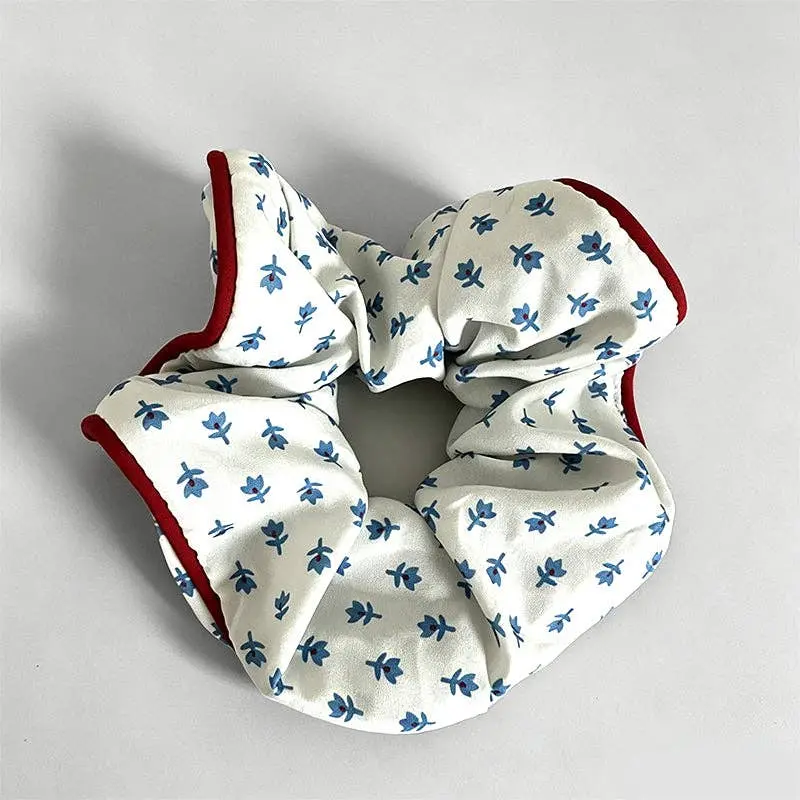 Elegant Retro Plaid Floral Refined Scrunchie: Blue Floral / One Size