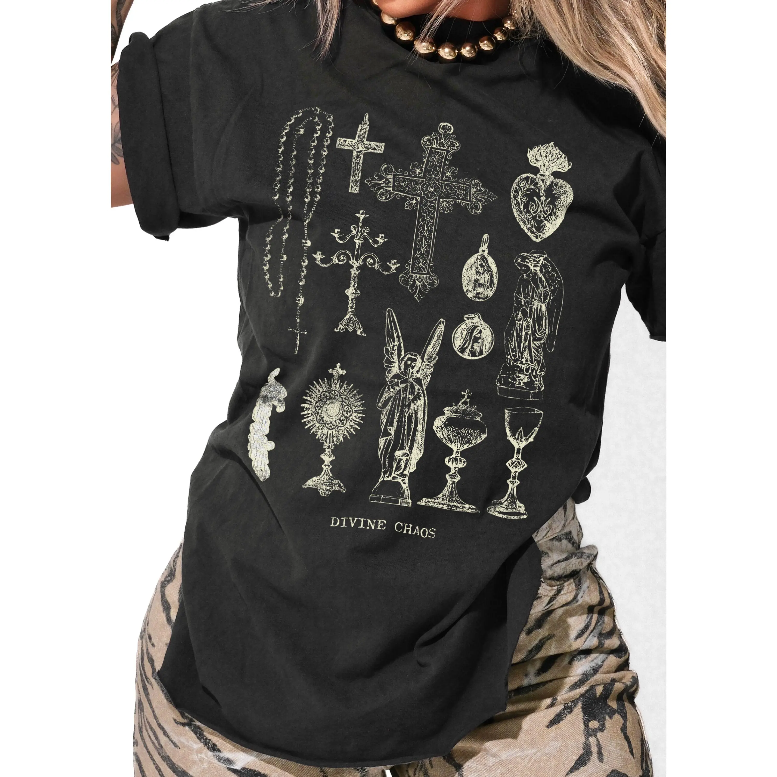 DIVINE CHAOS SIDE SLIT TEE