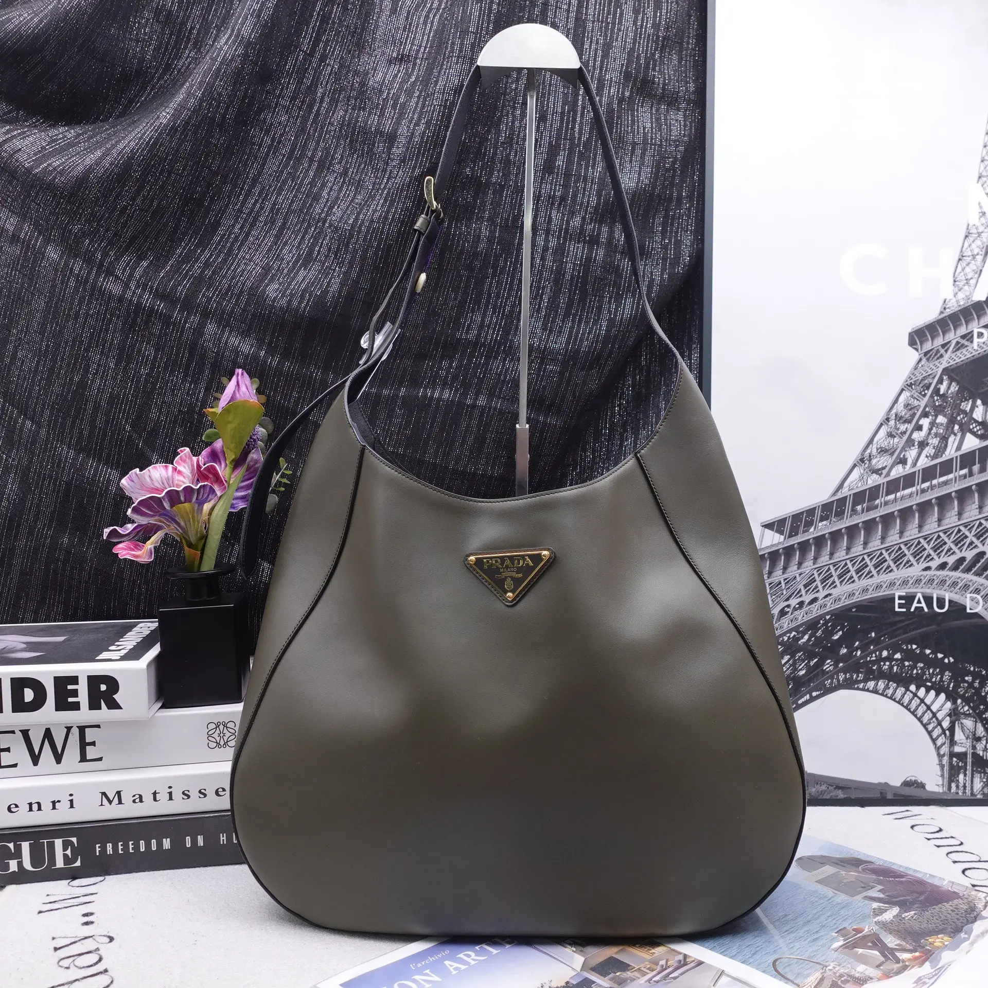 Pre-owned PRADA Calfskin Shoulder Bags City Large Dark Green Hobo Shoulder Bag T10346978