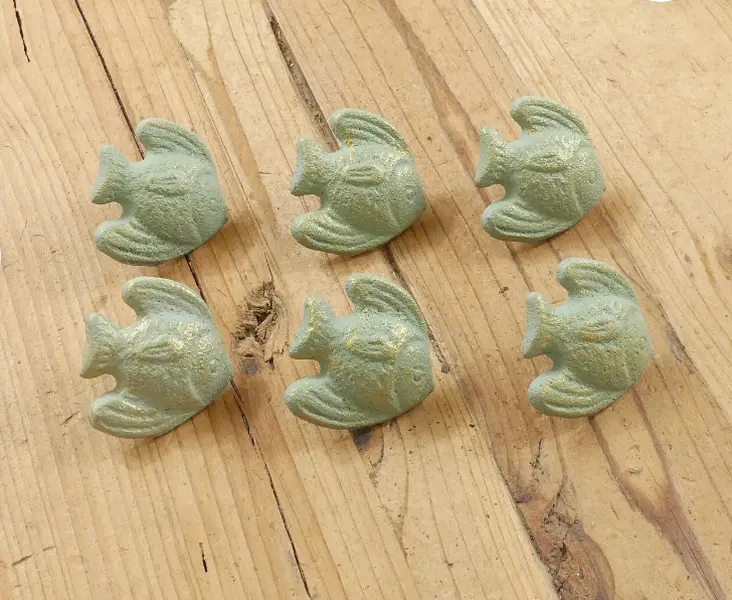 6 FISH DRAWER PULLS CABINET BATHROOM NAUTICAL KNOB CAST IRON DECOR CAST IRON