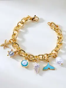 Ocean Theme Charm Bracelet for Women Gold Starfish Shell Mermaid Tail Pearl Enamel Bracelet Summer Beach Vacation Versatile Jewelry Gift for Her Boho Style Bangles