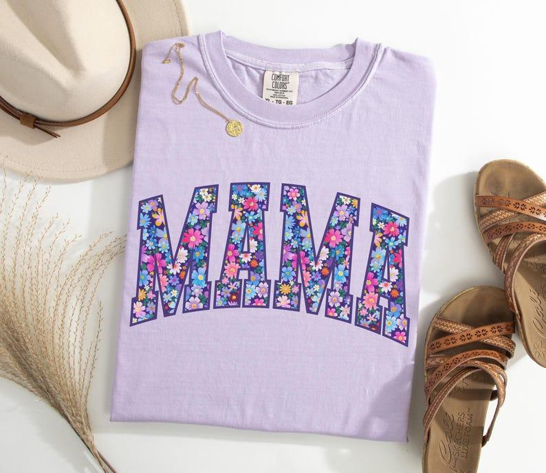 Comfort Colors Mama T-Shirt, Floral Mom Spring Tee, Women's Flower Mama T-Shirt, Trendy Mom Tshirt, Spring Pregnancy Reveal Gift for New Mom