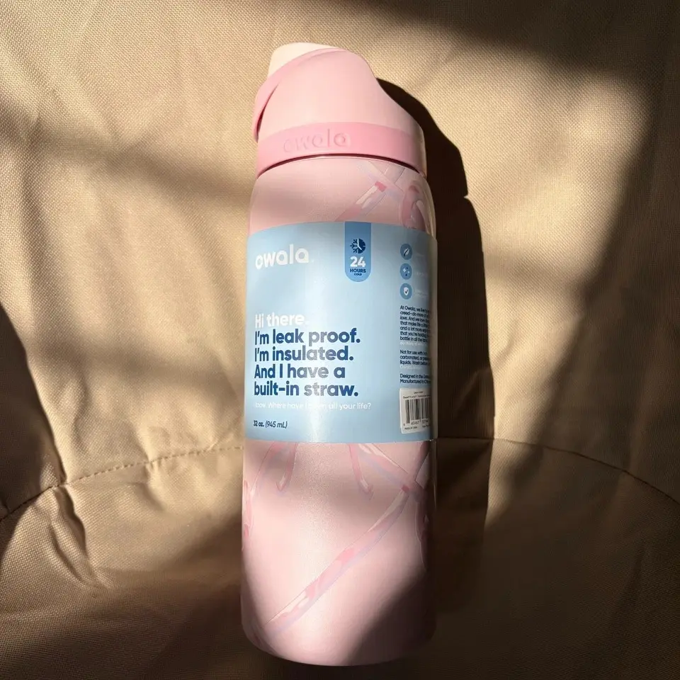 NEW 2026] Owala FreeSip 32oz Pink Bow Stainless Steel Water Bottle