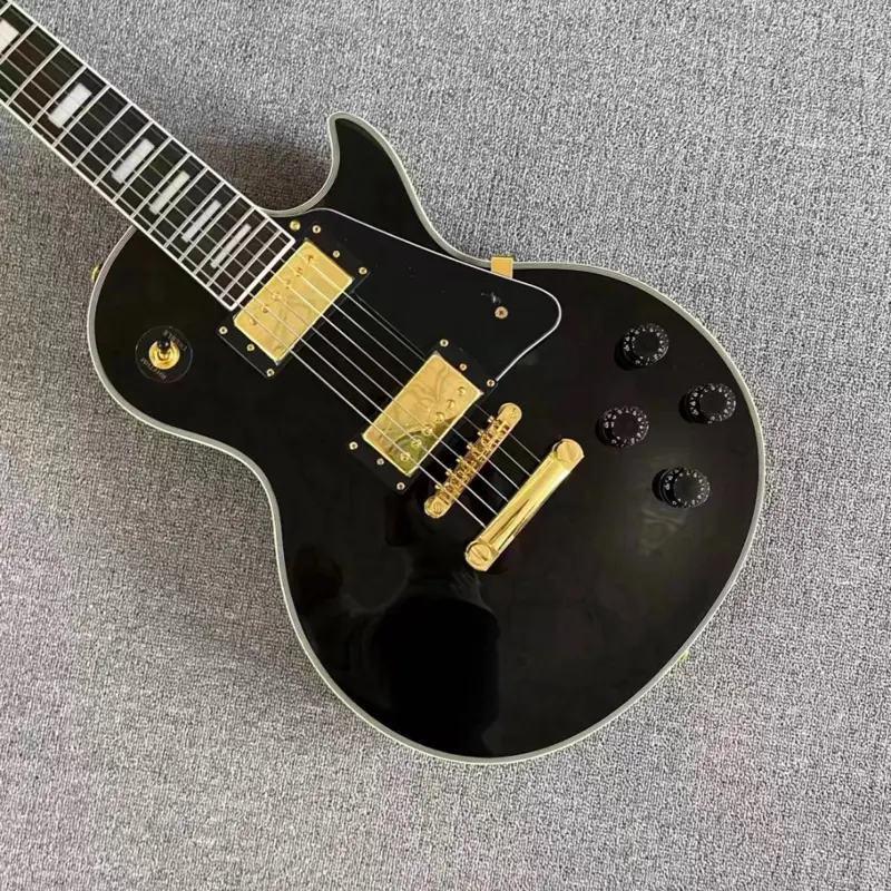 LP Black Electric Guitar with Mahogany Body, Rosewood Fingerboard, and Gold Hardware