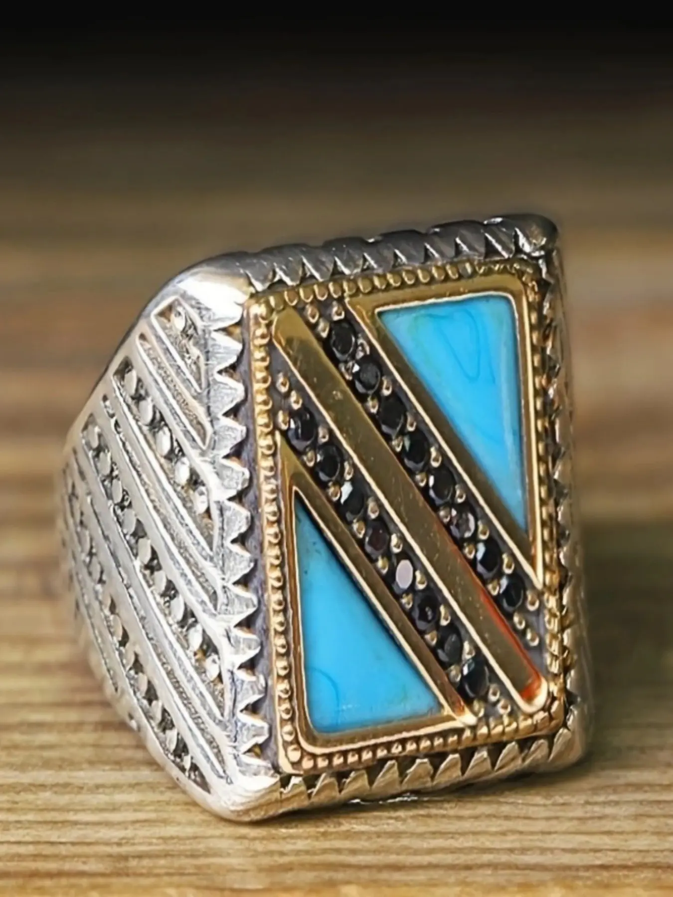 Vintage Men's Classical Elegant Geometric Pattern Turquoise Accent Ring, Wedding Engagement Party Jewelry Gift, 1pcs Retro Style Accessory