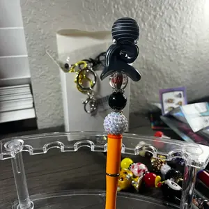 Double fancy or stacked pens