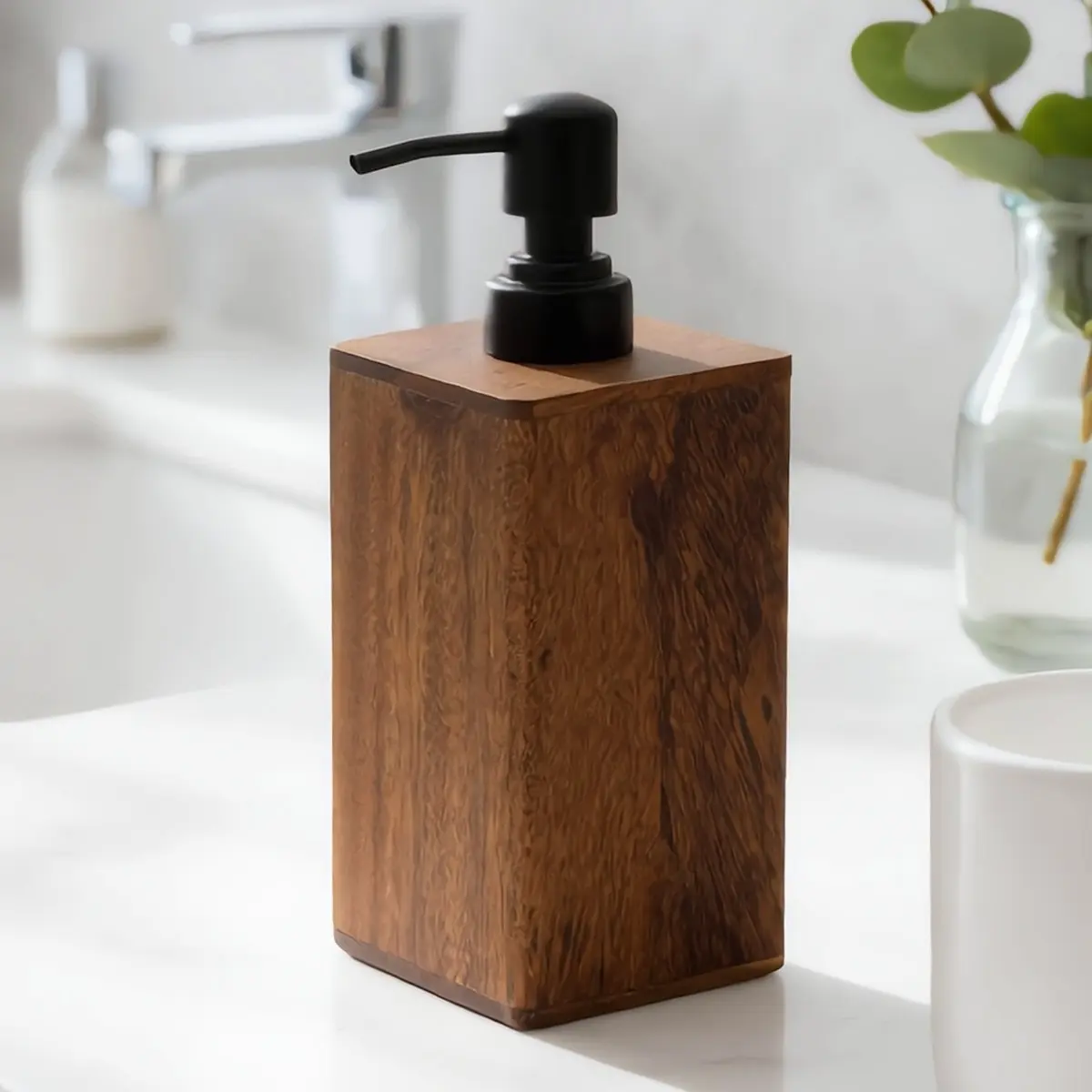 Solid Wood Soap Dispenser with Pump, 7/14oz Walnut Wood Refillable Hand Soap Pump, Lotion Dispenser, Wooden Bathroom & Kitchen Accessories, Bathroom Gadgets, Bathroom Accessory