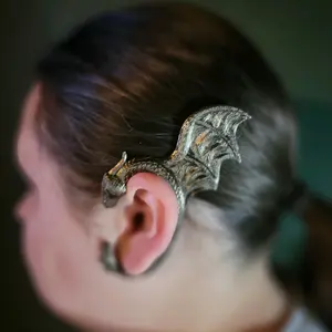 3 Pairs of mystery colored dragon earcuffs Plastic Plastic Plastic Plastic