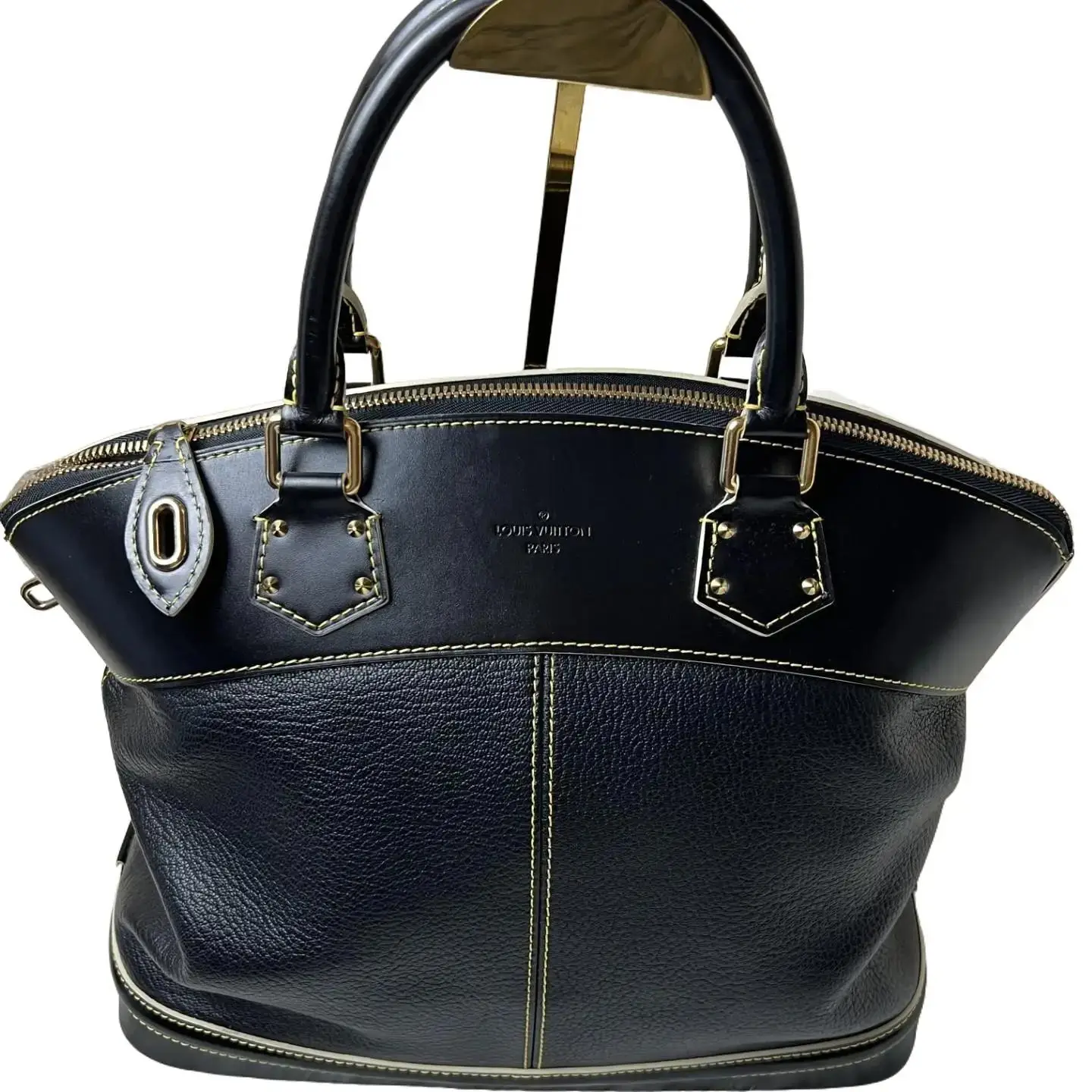 Pre-owned Louis Vuitton Leather tote bags Suhali Lockit MM Black Tote Bag